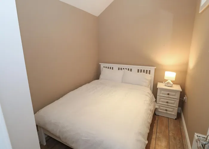 The East Wing Апартаменты